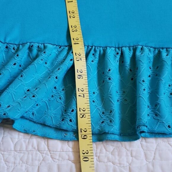 TINT & SHADOW Eyelet Trim Peasant Top - Picture 7 of 13